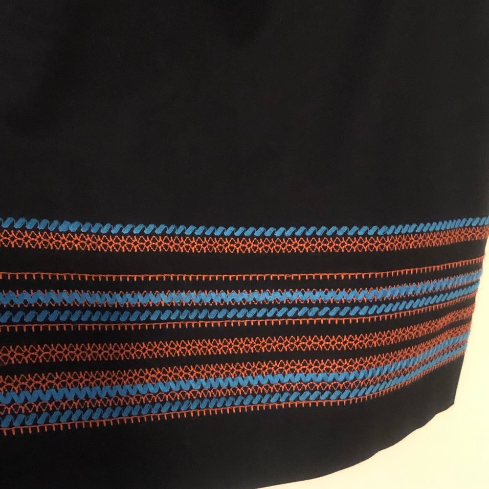 Skirts - Picture 2 of 4